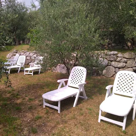 Ulivi Sul Garda Garden By Gardadomusmea Apartman Tremosine