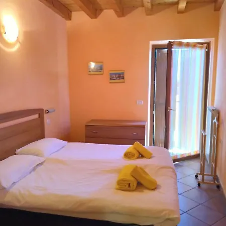 Apartman Ulivi Sul Garda Garden By Gardadomusmea Tremosine