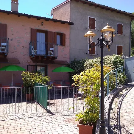 Ulivi Sul Garda Garden By Gardadomusmea Apartman